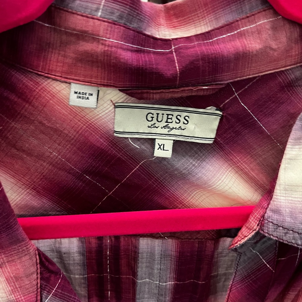 Guess button down blouse - Picture 6 of 6